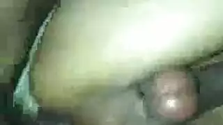 التبول الملبس تأثيري الحمام