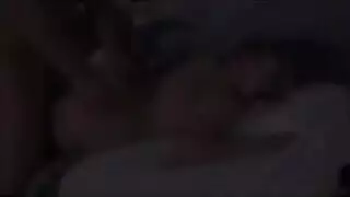 فتاة الصالة تُنكح: قضيب في مهبل تمارينها