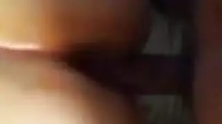 ابنة متلصصة تلتقط والديها في مشهد جنسي أجنبي صارخ