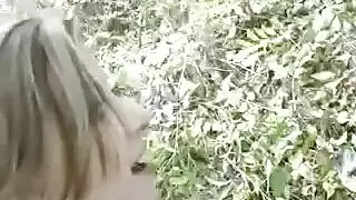 ‫جنس غابي متوحش للبيع: عاهرات مراهقات في العمل‬