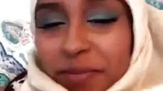 ألحسها: إراحة كس ساخن بالطريقة الصحيحة