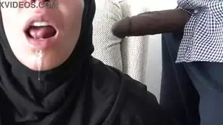 ديون زوجة عربية تسدد ببلع السائل المنوي لعملاء لندن